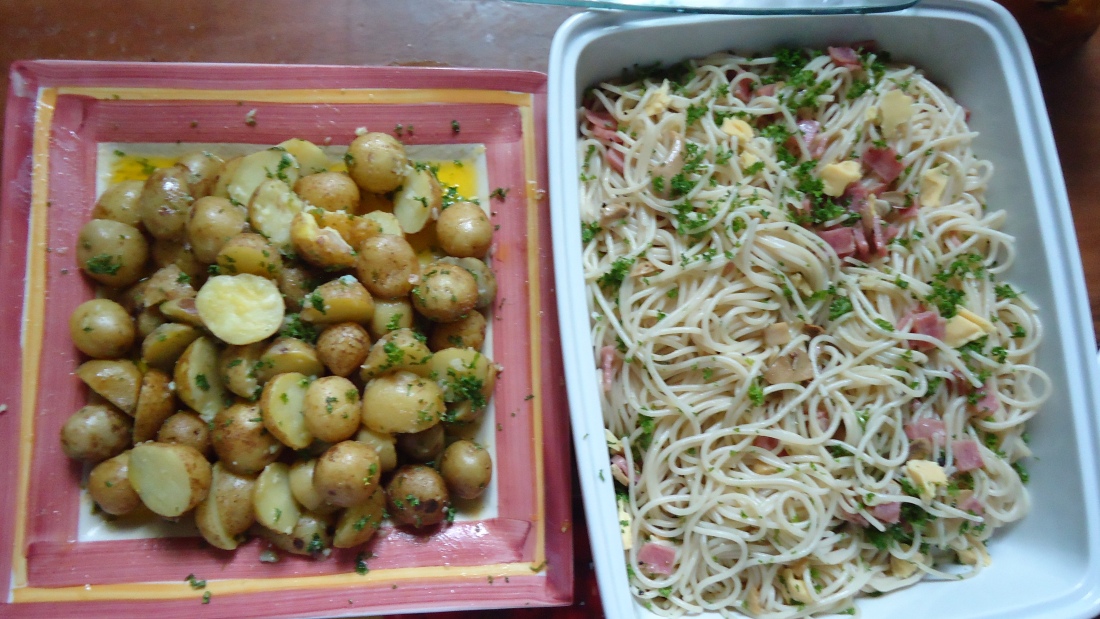 Buttered Potato Marble and Pasta in Olive Oil with Garlic and Ham